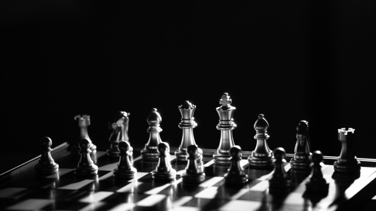 Maestro, planejador e executor: os papéis essenciais na gestão de projetos de eventos.