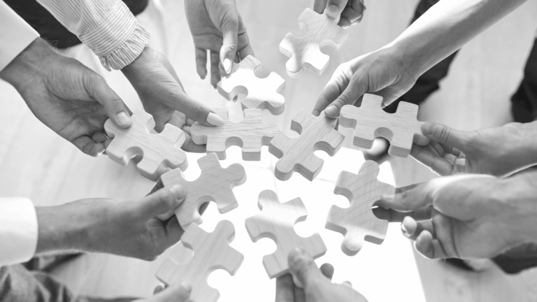 A cola que une tudo: a importância da gestão de integração no seu evento.